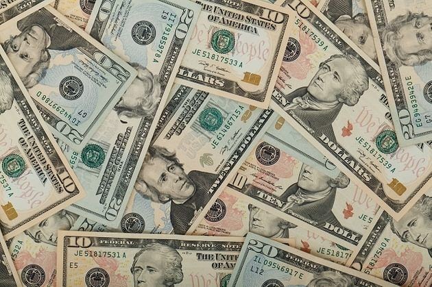 The Australian Dollar finished higher last week despite an extremely volatile trade. The New Zealand Dollar was driven higher last week by strong domestic data and a weaker U.S. Dollar. A bullish outlook for U.S. interest rates helped widen the spread between U.S. Government bonds and Japanese The Australian Dollar finished higher last week despite an extremely volatile trade. The New Zealand Dollar was driven higher last week by strong domestic data and a weaker U.S. Dollar. A bullish outlook for U.S. interest rates helped widen the spread between U.S. Government bonds and Japanese